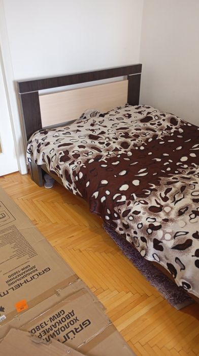 Ліжко з матрацом