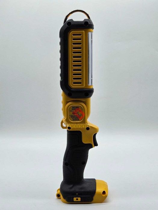 Cветодиодный  аккумуляторный  Фонарь DeWALT DCL050\В наличии!!!