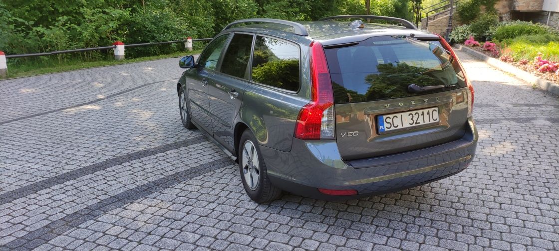 Volvo V50 1.6d drive 109km 2009r