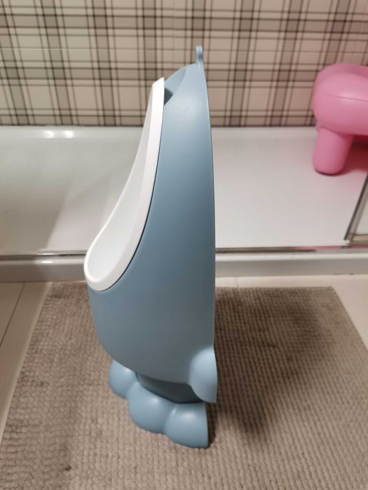 Urinol para menino regulável em altura