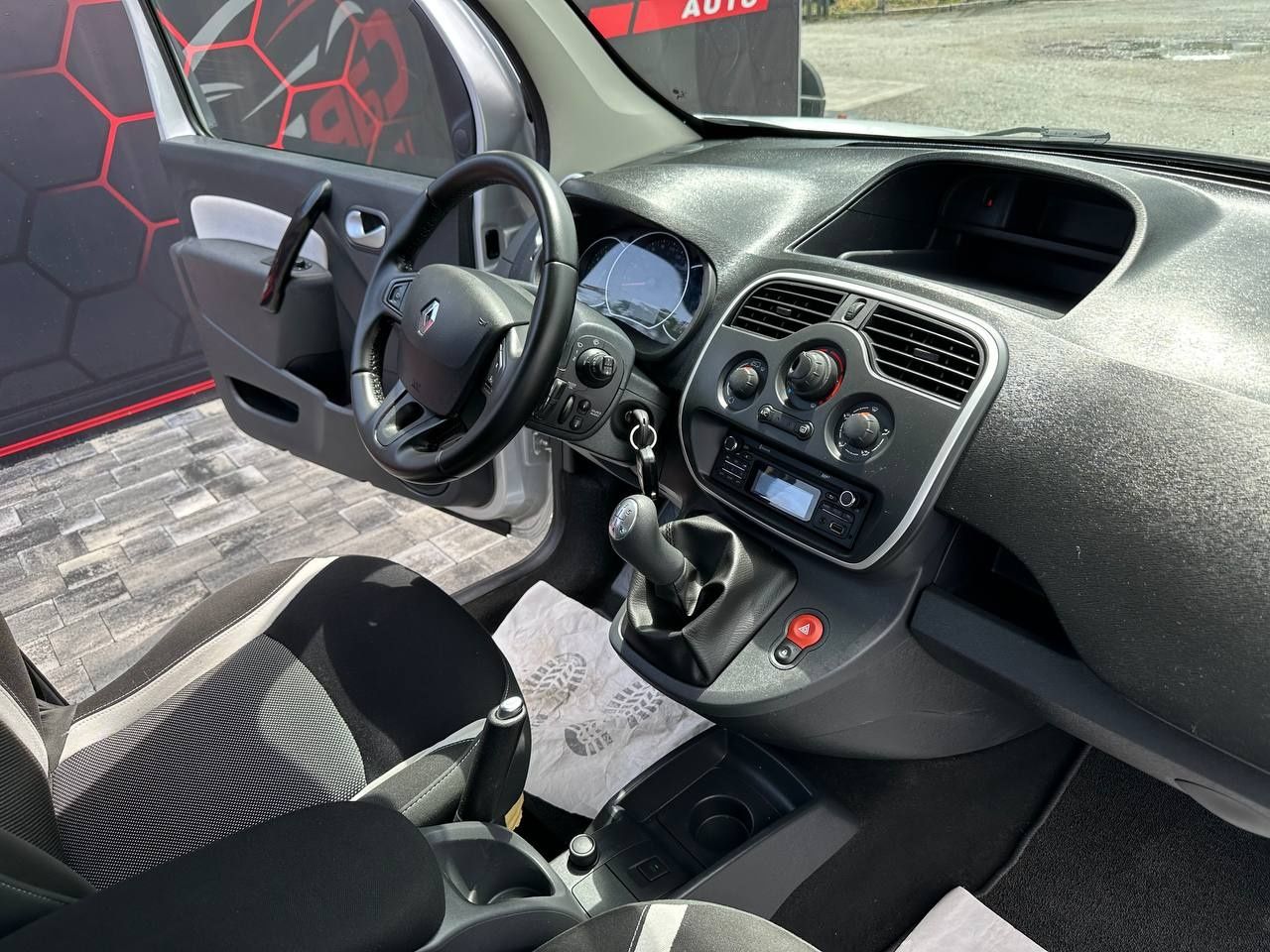 Продам Renault Kangoo 1.5 dCi MT 2016