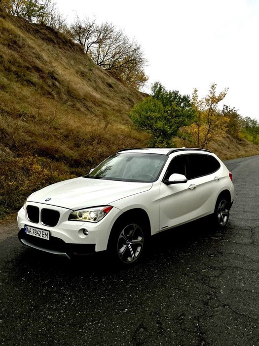 Продам БМВ X1  2012 року , автомат ,  двигун 3, 0 л