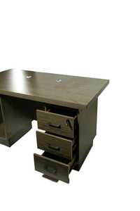 Продам офисные столы из МДФ, б/у, 2000 на 800