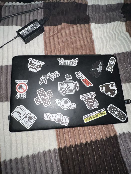 Ноутбук acer aspire e1