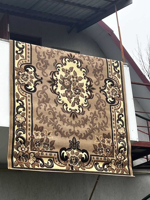 Килими 2×3-3штуки, 2×5-1штука. Вживані у доброму стані