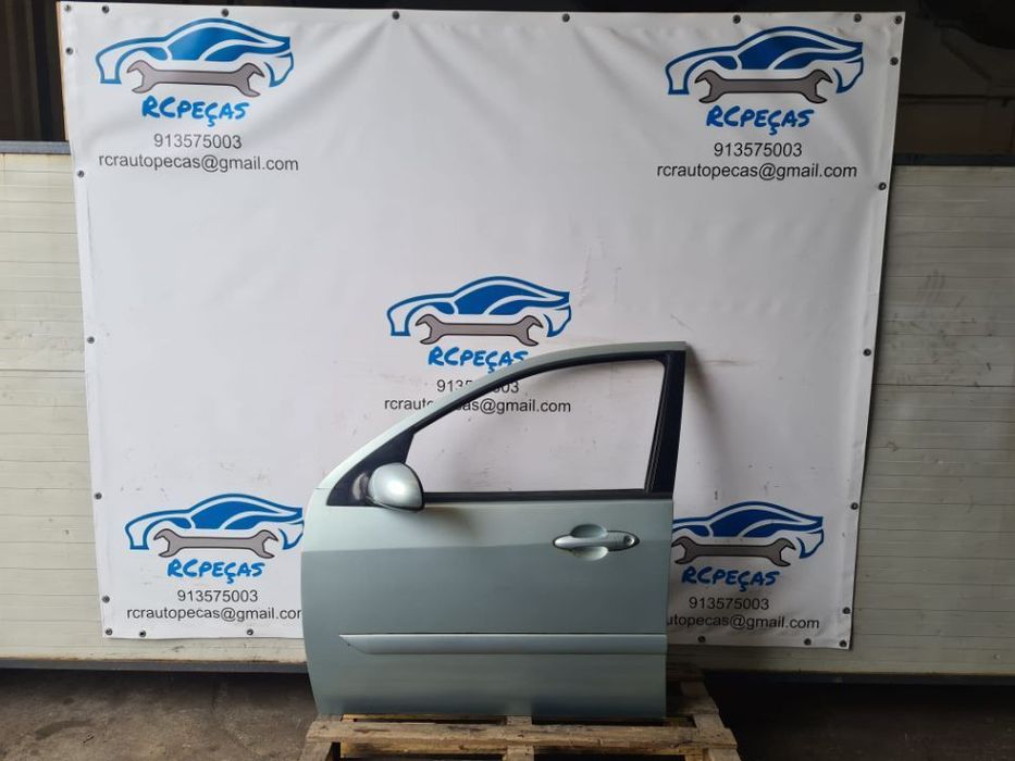 PORTA FRENTE FRONTAL ESQUERDA FORD FOCUS I 1 MK1 SEDAN PORTAS FECHO ELEVADOR MOTOR PUXADOR VIDRO