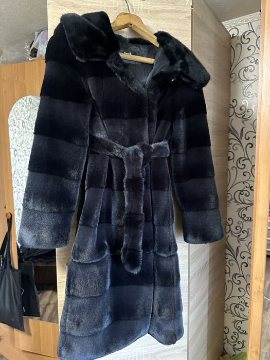 Шуба женская состояние новая не ношиная