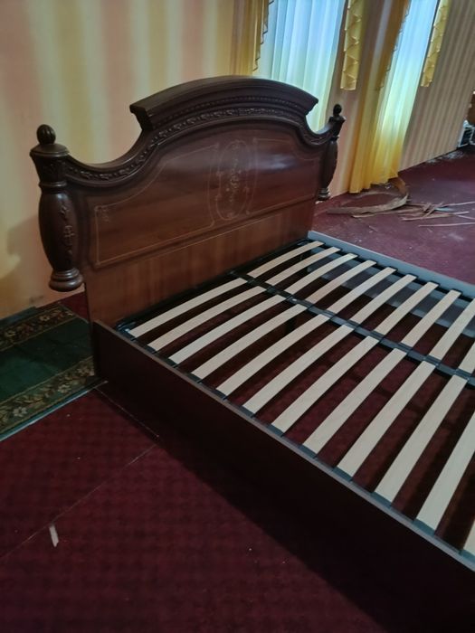 Продам кровать двуспальная