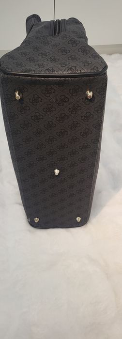 Guess Nowa piękna duża torba.