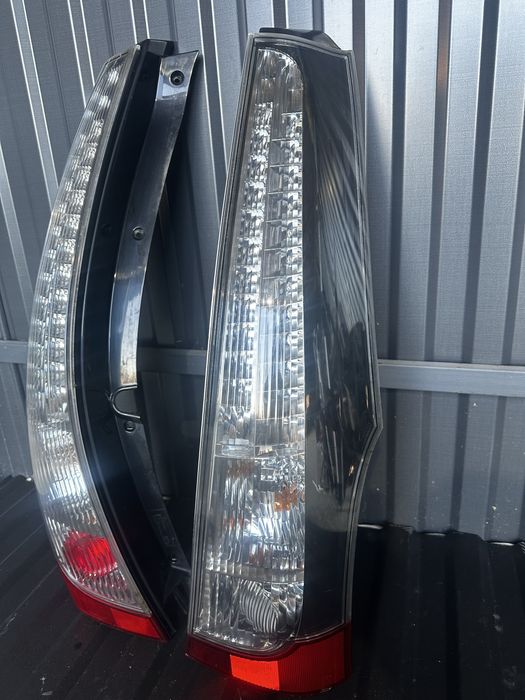Стопи Mitsubishi Grandis грандіс фари
