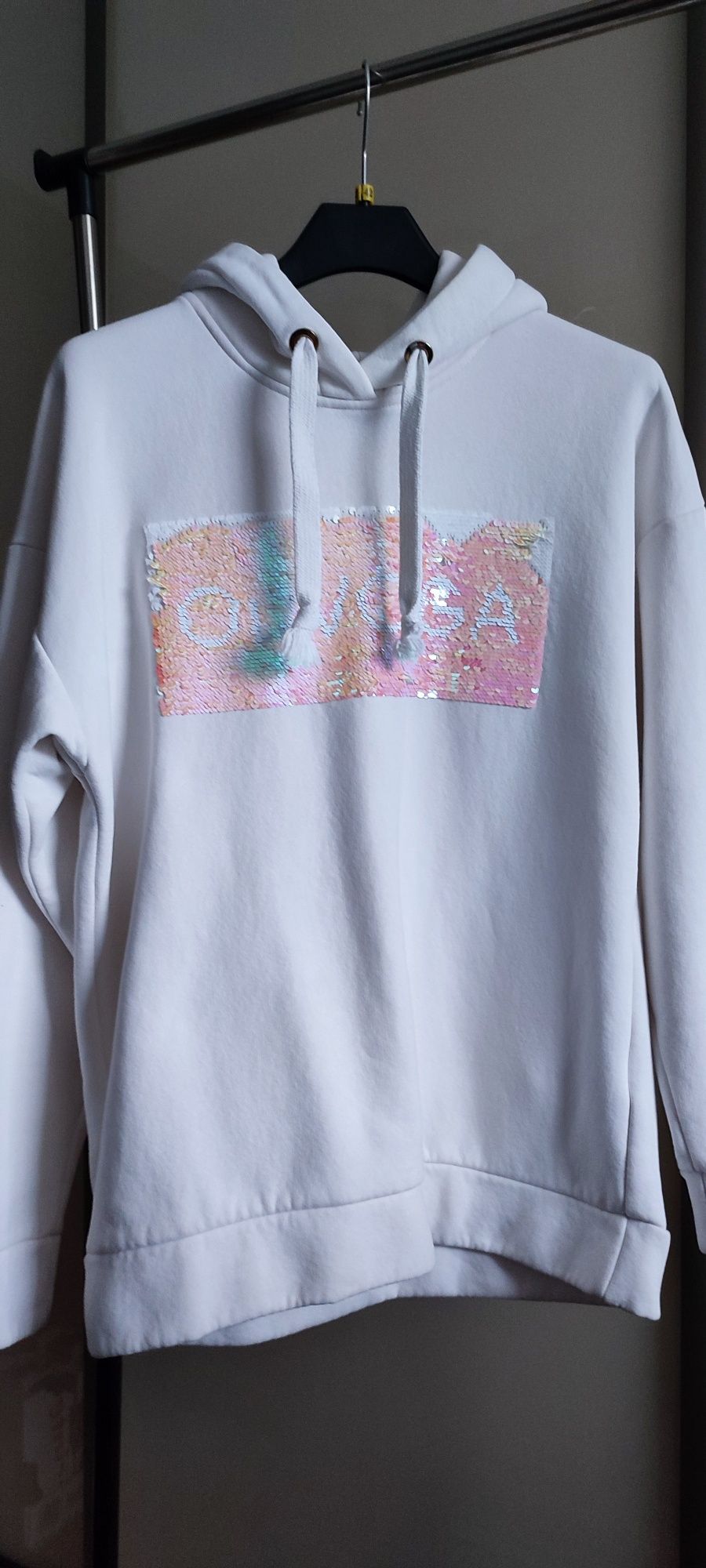 Bluza z cekinami Olavoga L