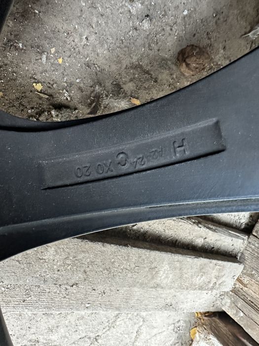 Диски R18 Комплект с резиной