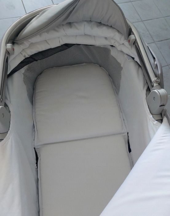 Carrinho de bebé  marca Bebecar