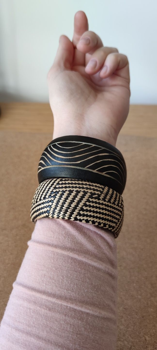 Elegancka bransoletka szeroka oblekana plecionym materiałem H&M bangle