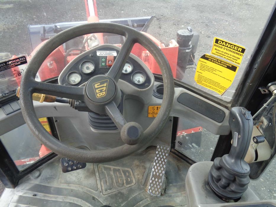 Ładowarka JCB 407 B ZX + łyżka bocznego wysypu 2005 r