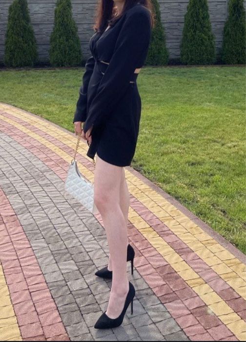 Плаття чорне , розмір М
