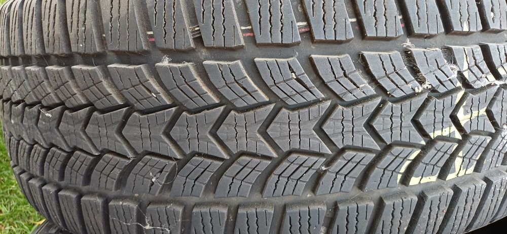 Opony zimowe z 2023 roku z bieżnikiem 7 mm