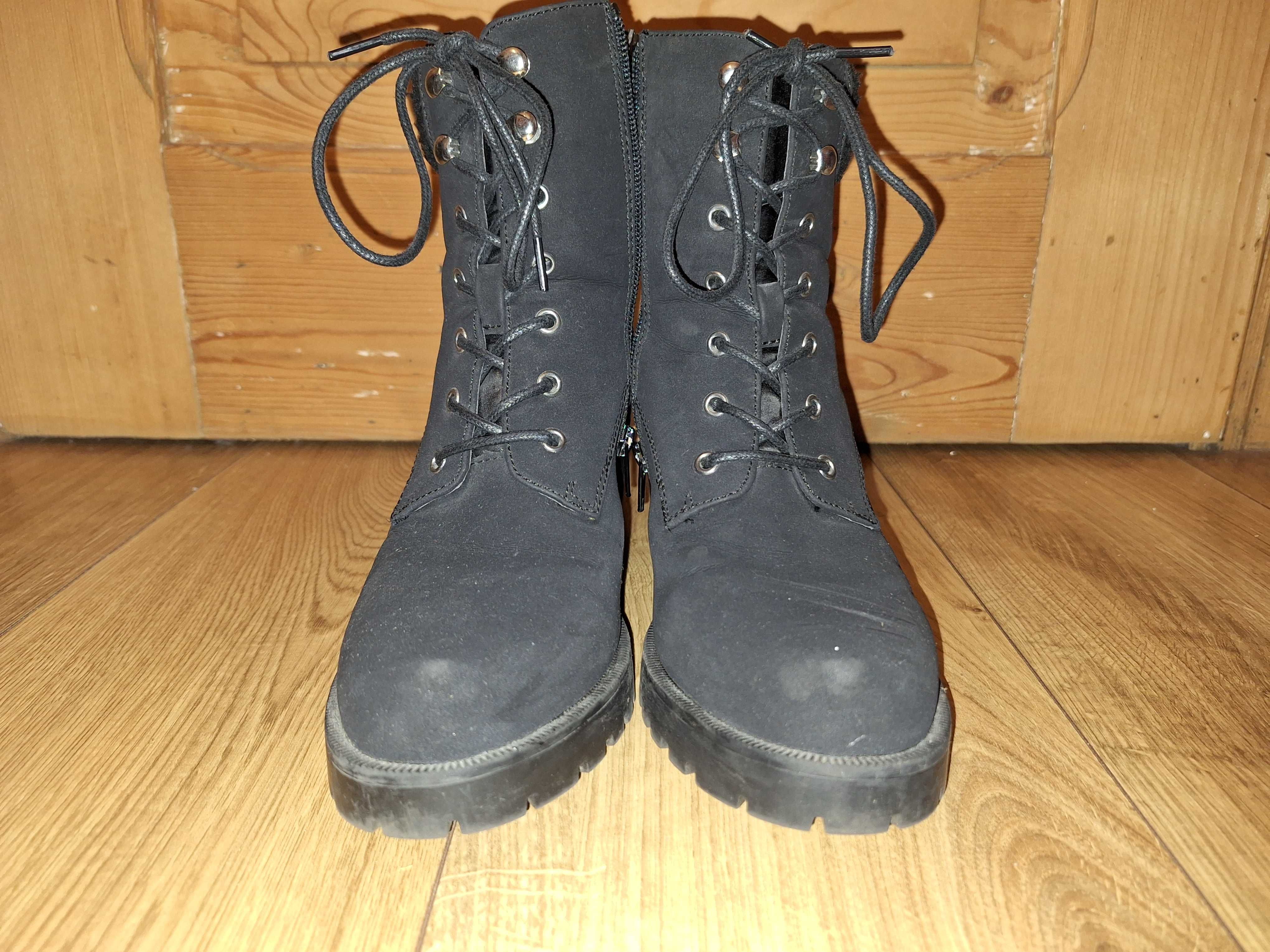 Buty zimowe ocieplone roz 39