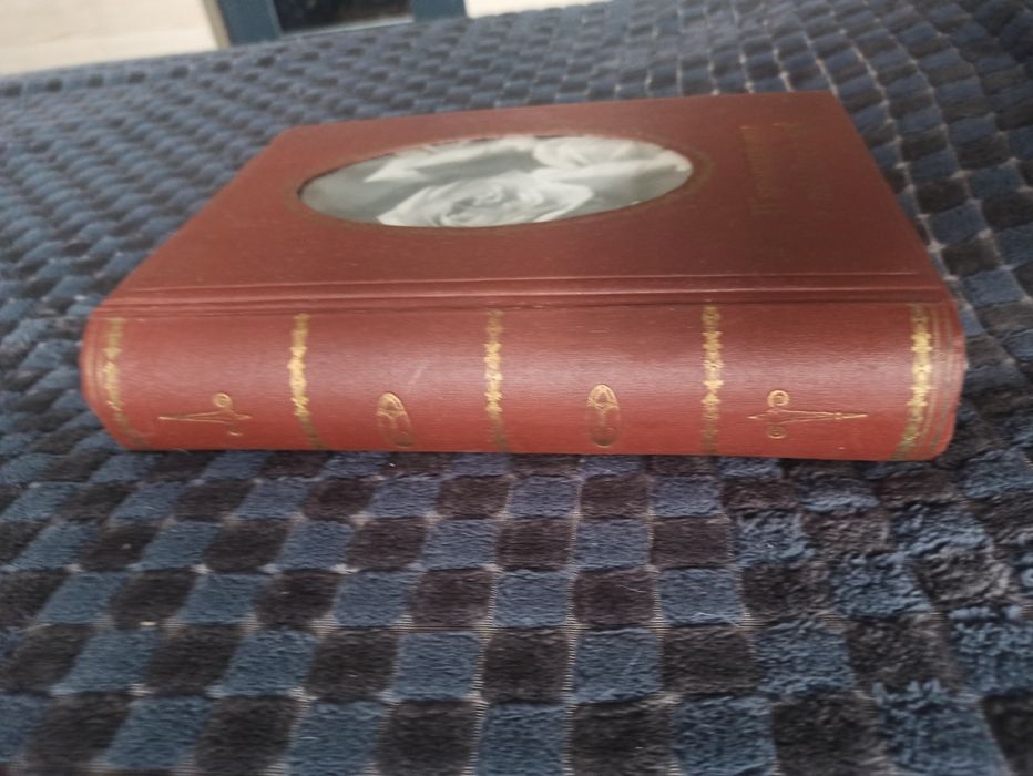 Ozdobne pudełko na wspomnienia