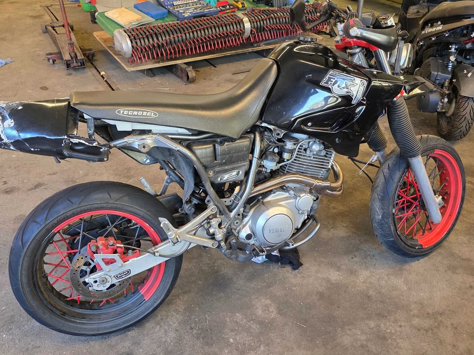 Yamaha xt 600 super moto felgi rama papiery silnik felgi lagi