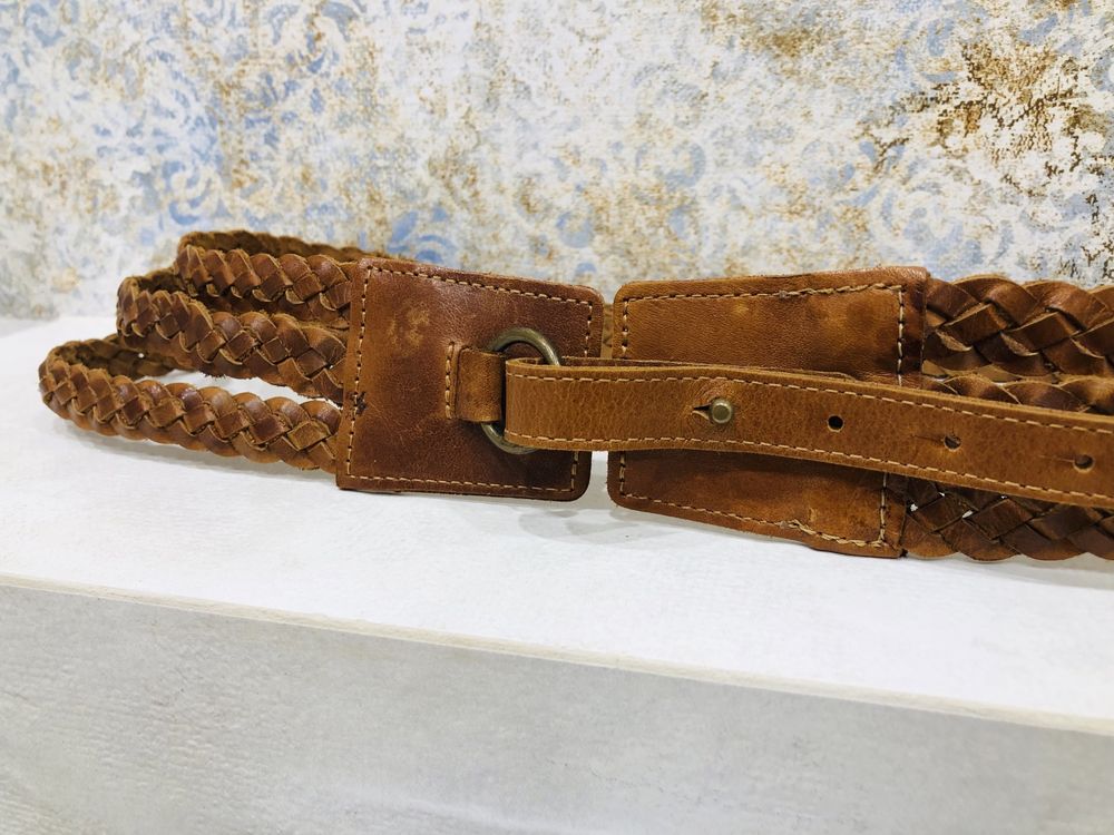 Skórzany pasek brązowy marki Per Una - styl boho