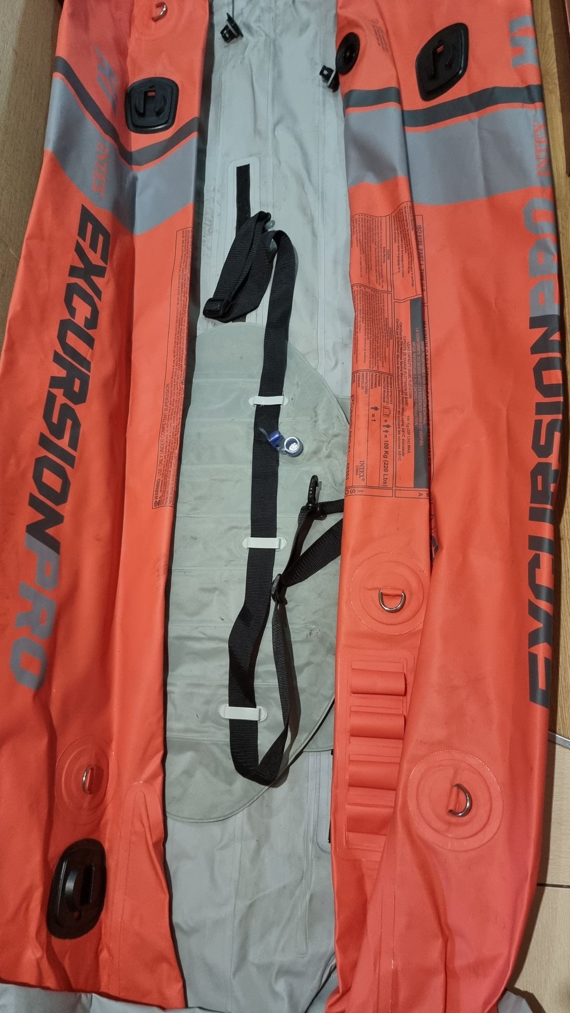 Надувная лодка байдарка б/у Intex EXCURSION PRO K1, 68303