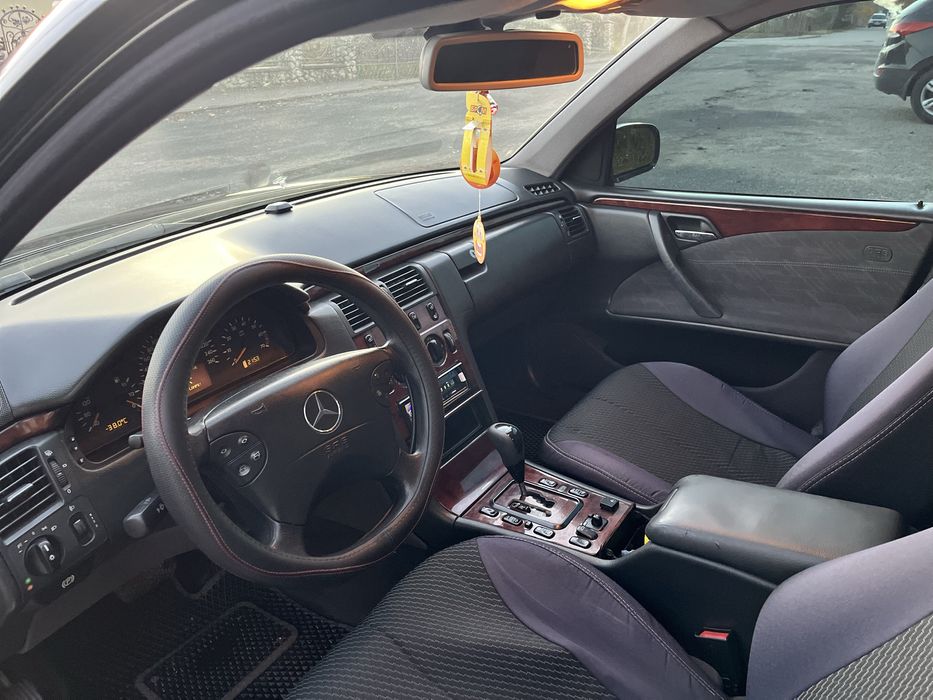 Мерседес не дорого