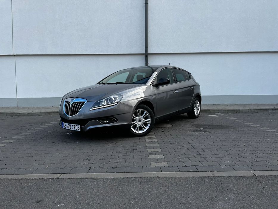 Lancia Delta 1.4B 150Ps Ledy Klimatronik Alkantara Parktronik ZADBANA