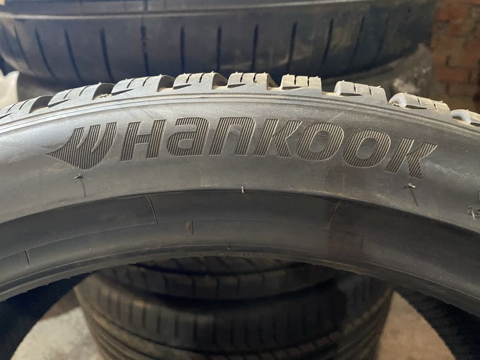 1шт нове 255/35R19 Hankook Winter I*cept evo3