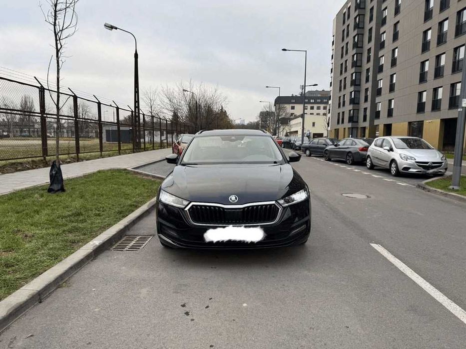 Бампер передній Skoda Octavia A8 Запчастини Шкода Октавиа А8, Шрот