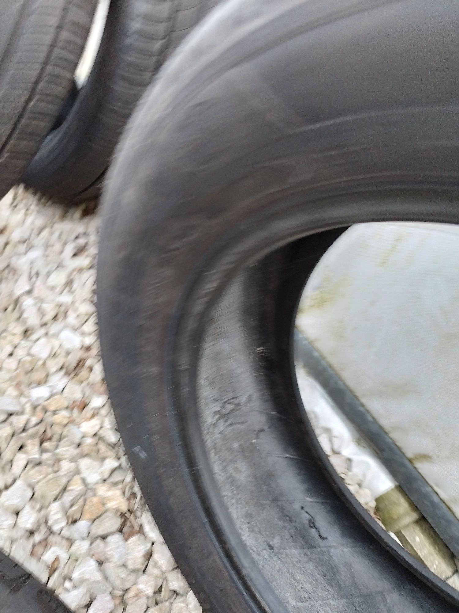 Opony Michelin 205/60/R16 6mm bieznika ładne