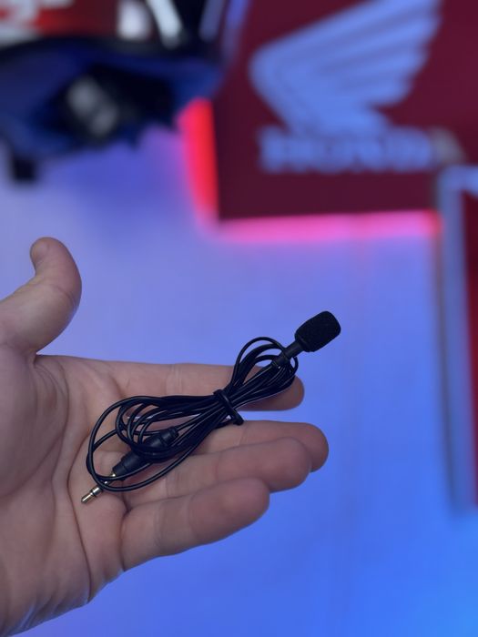 Петличный микрофон rode lavalier go