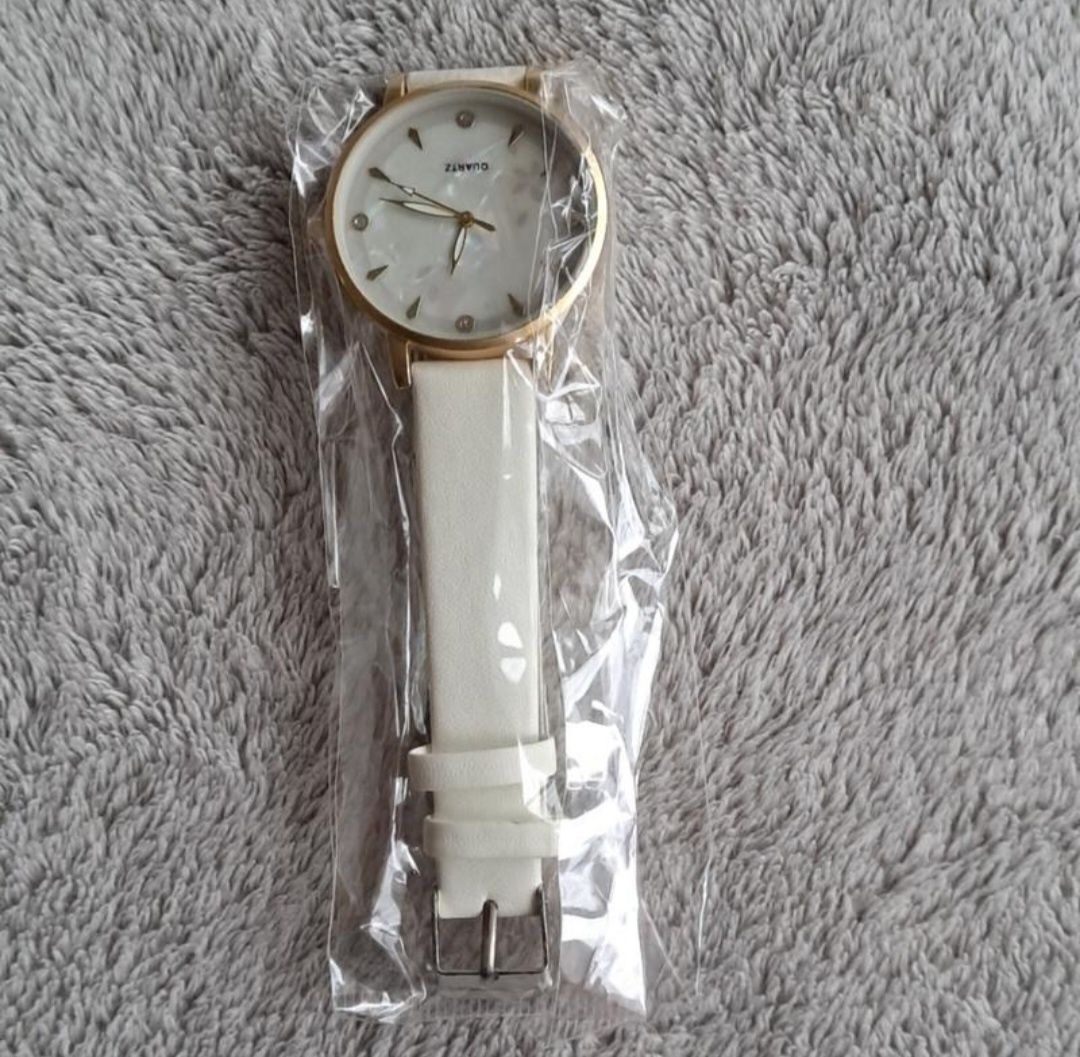Жіночий наручний годинник класичний білий, часи, часы наручные женские