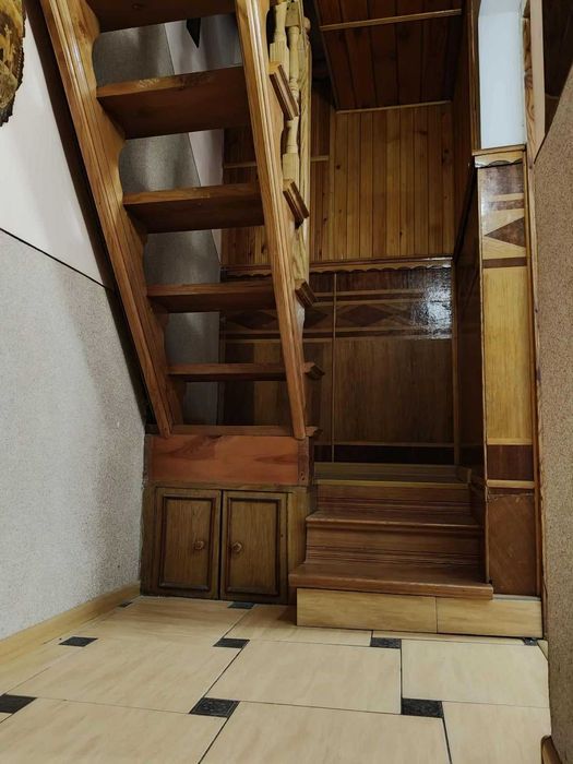 продається будинок