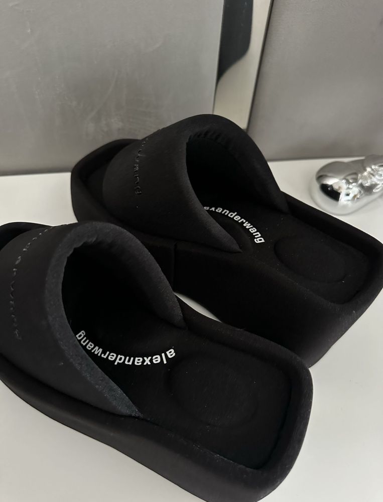 Шлепанцы Alexander Wang