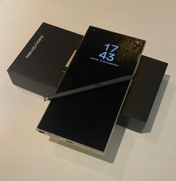 Samsung S24 Ultra com 1 ano- ecrã rachado