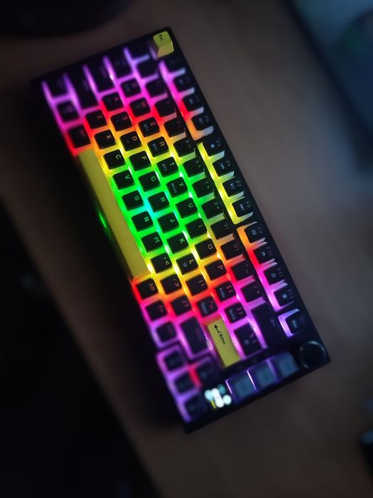 Klawiatura mechaniczna AK820PRO 75% ulepszone klawisze RGB