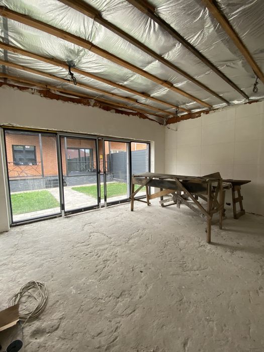 Продаж таунхауса з частковим ремонтом, Чайка