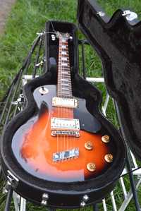 Legenda. Gitara De Armond M-65C.