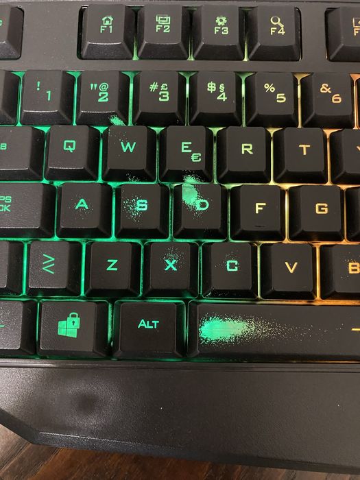 Teclado Gaming Avonn Trust