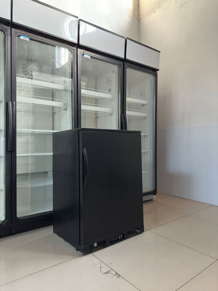 Lodówka pod blat chłodziarka na zaplecze 87 cm 136 l poj