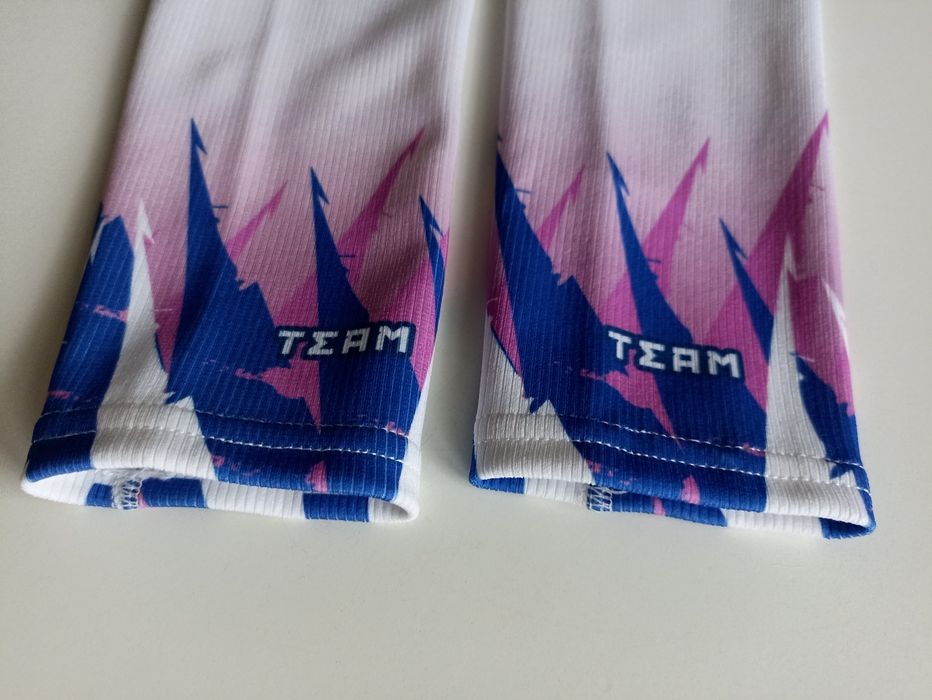 Rękawki do siatkówki.