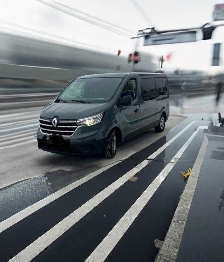 Wynajem busa 9-cio osobowego