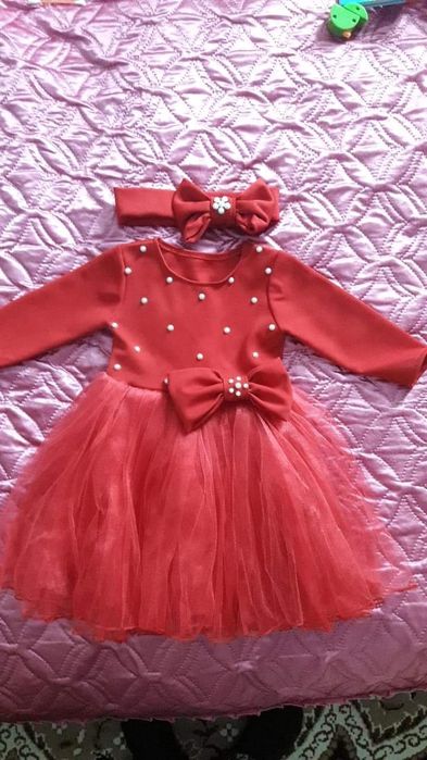 Продам платье на годик