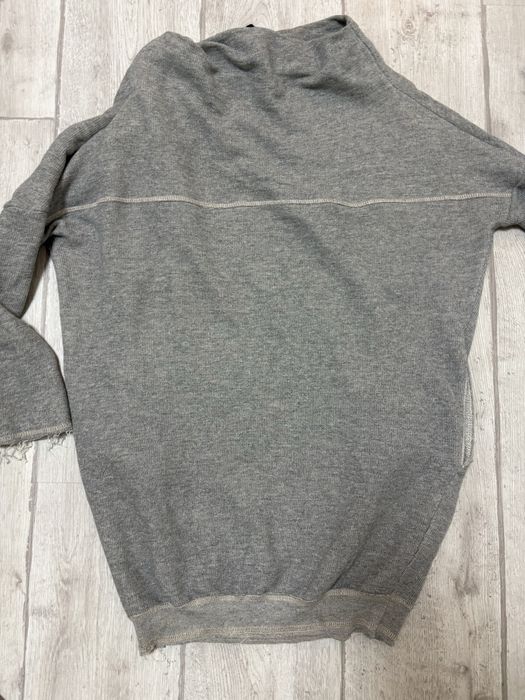 Светр  Італія дуже красивий