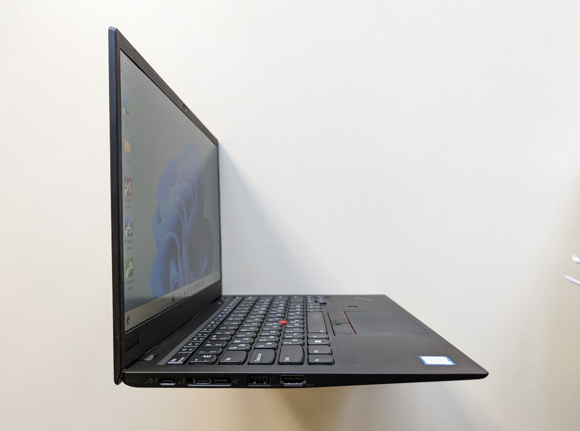 Топ ультрабук Lenovo Thinkpad X1 Carbon 6, i5-8250, nvme 512гб