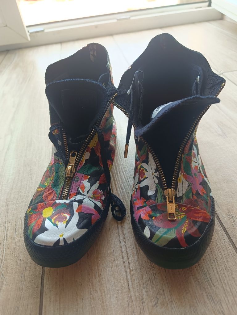 Converse 37,5 kwiaty