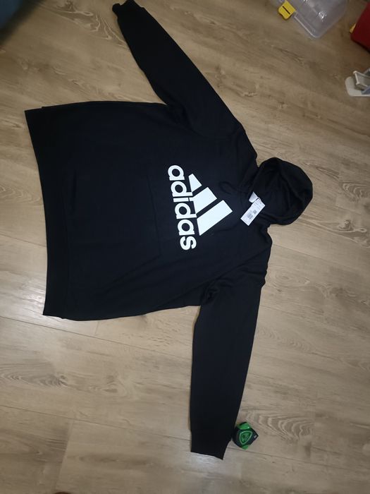 Nowa bluza adidas kanguerek