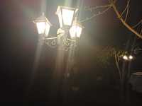 2 lampy wysokie  ogrodowe na betonowych podstawach