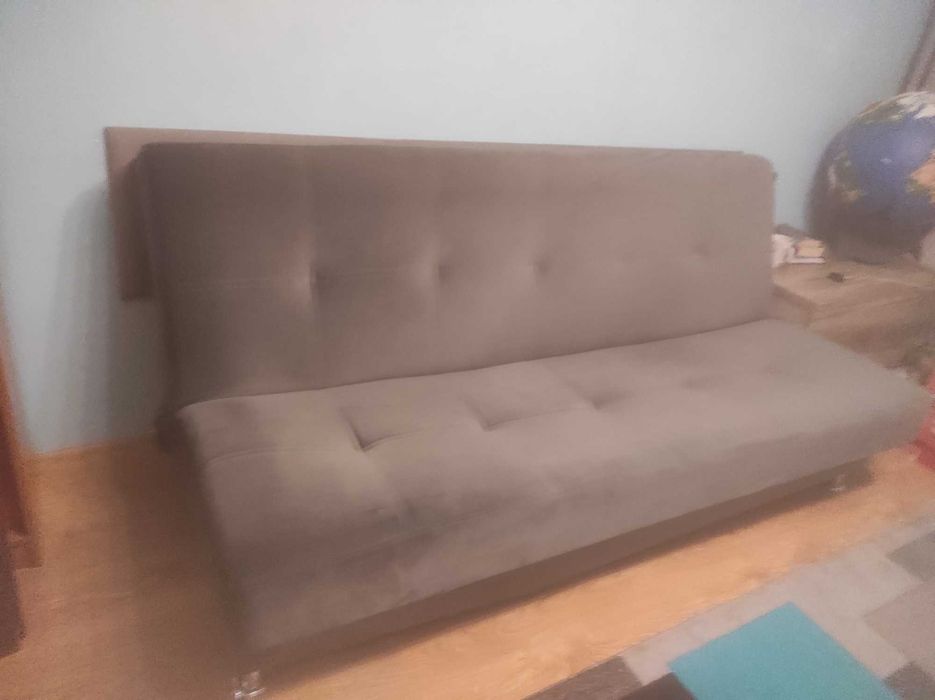 Wersalka szara welurowa dł.190cm/ 120cm po rozłożeniu